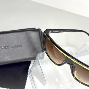 Michael Kors Wide Lens sunglasses, tortoiseshell